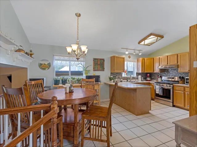 1422 W Quail Ridge Rd, Riverton, Utah 84065