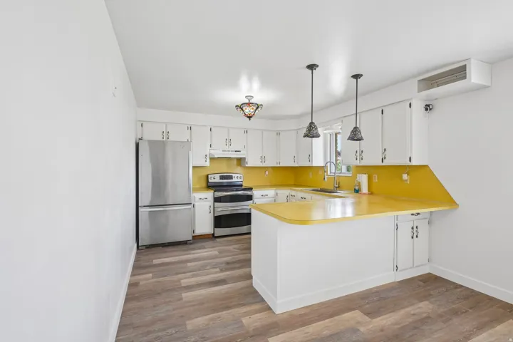 5878 S 5100 W, Hooper, Utah 84315