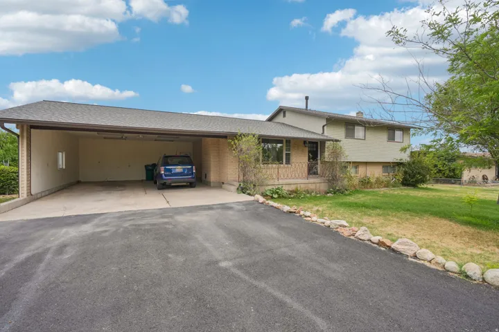 5878 S 5100 W, Hooper, Utah 84315
