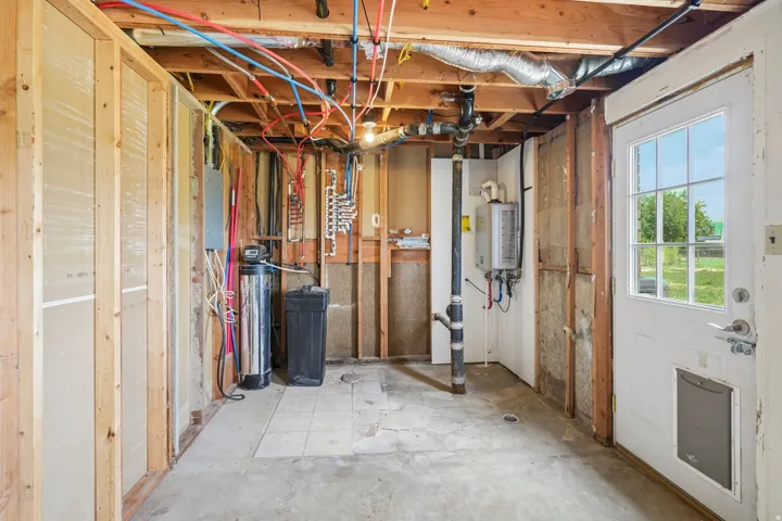 5878 S 5100 W, Hooper, Utah 84315