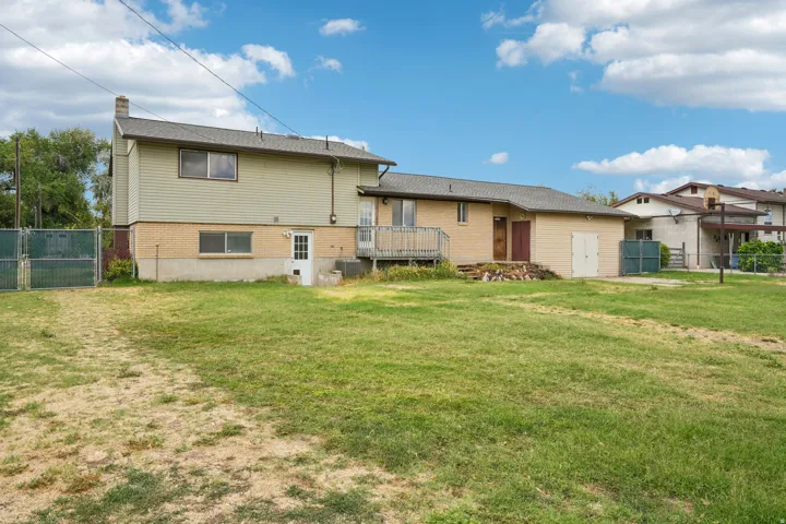 5878 S 5100 W, Hooper, Utah 84315