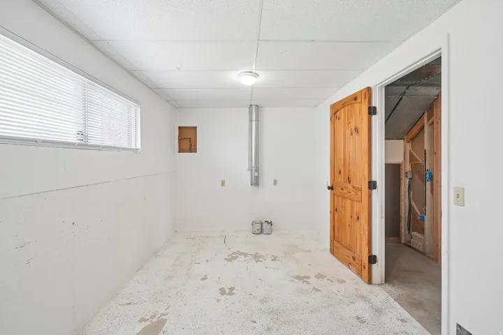 5878 S 5100 W, Hooper, Utah 84315