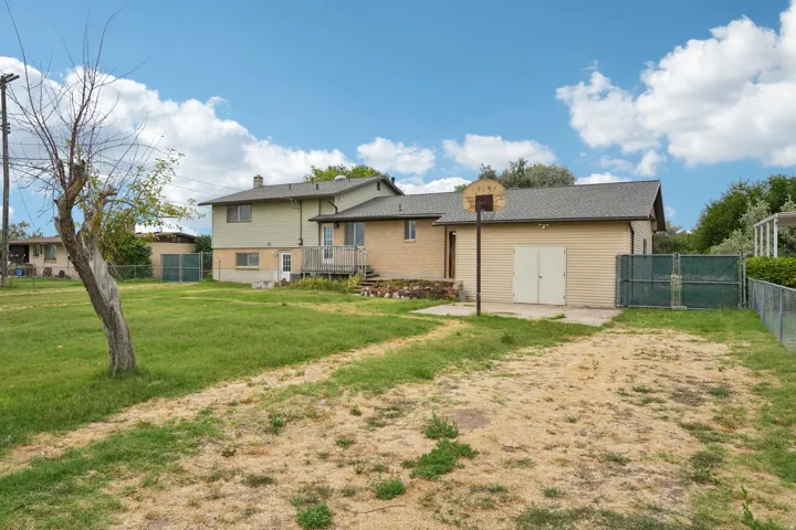 5878 S 5100 W, Hooper, Utah 84315