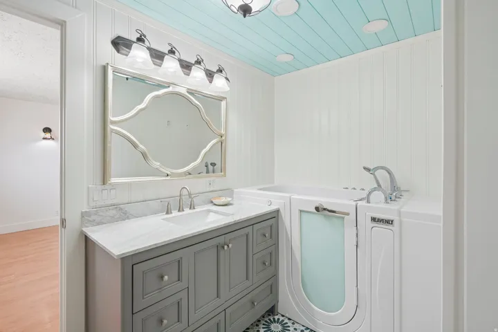 5878 S 5100 W, Hooper, Utah 84315