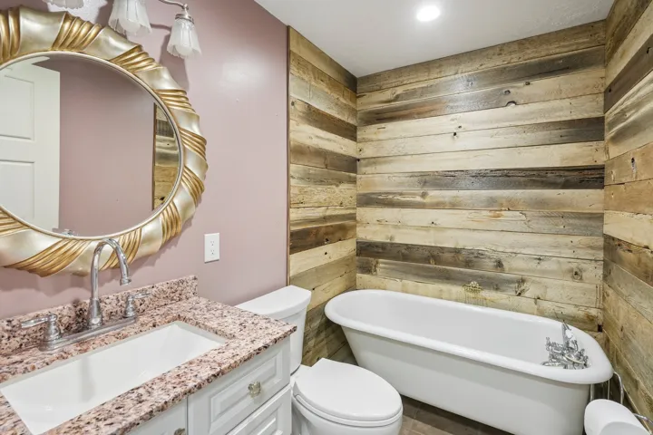 5878 S 5100 W, Hooper, Utah 84315