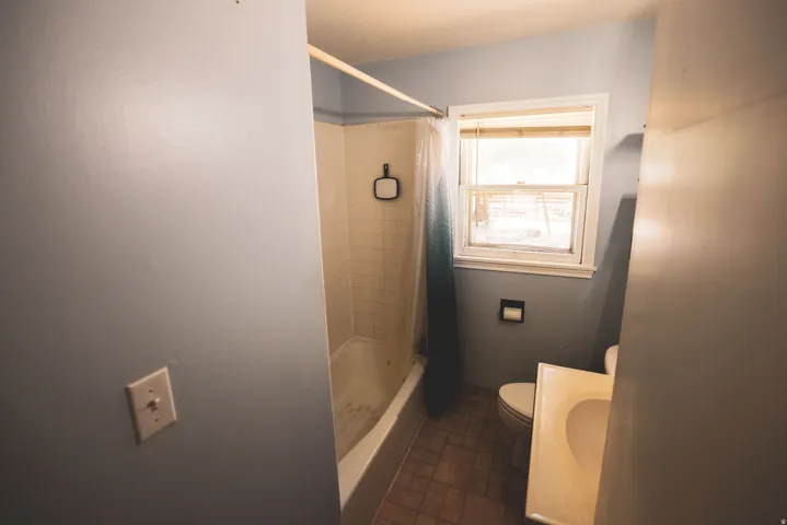 713 S Robins Ave, Ogden, Utah 84404