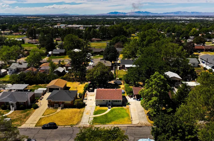 713 S Robins Ave, Ogden, Utah 84404