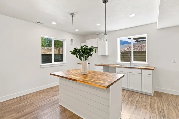 244 N Maple Bend Dr #71, Spanish Fork, Utah 84660