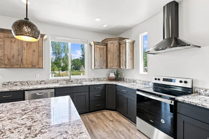 244 N Maple Bend Dr #71, Spanish Fork, Utah 84660