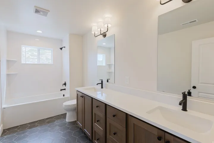 1873 S 100 E #16, Payson, Utah 84651
