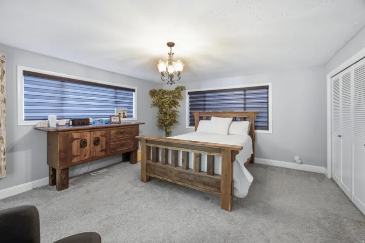 Neutral gray wall color