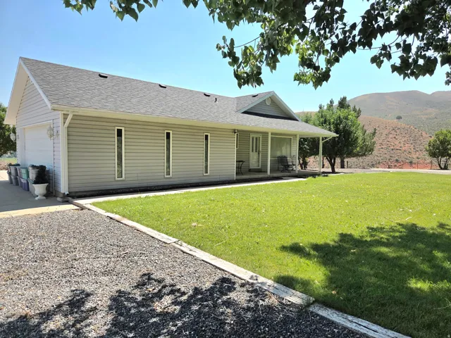 1155 W Henefer Rd, Henefer, Utah 84033