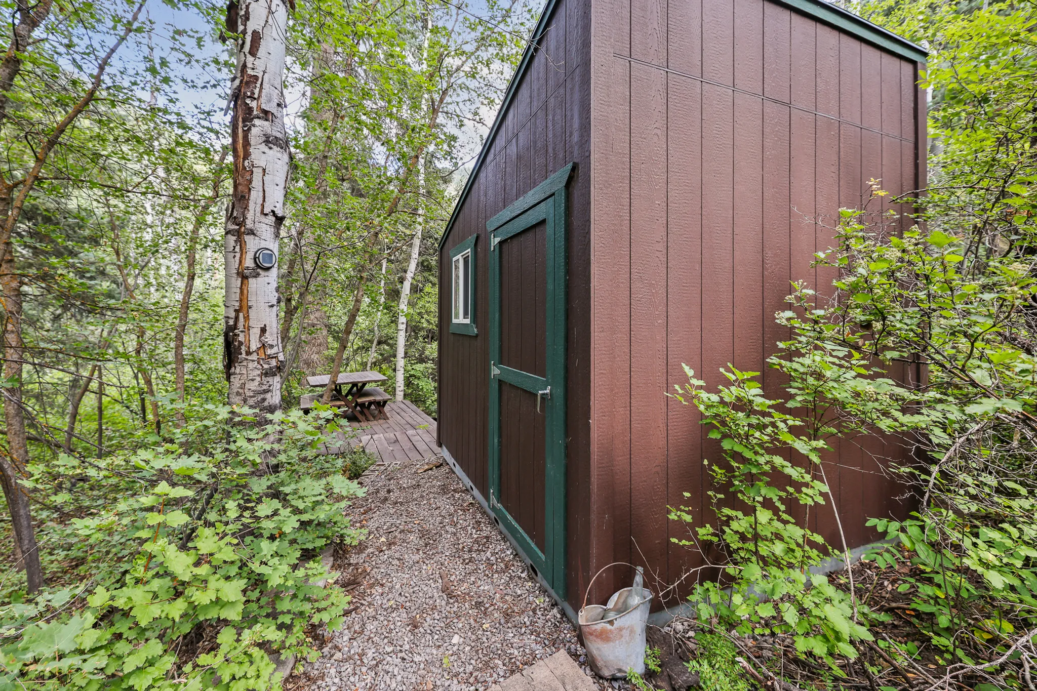 Storage shed