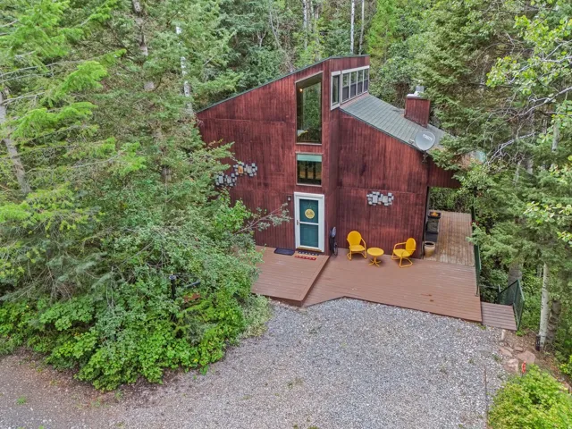 Wood exterior cabin