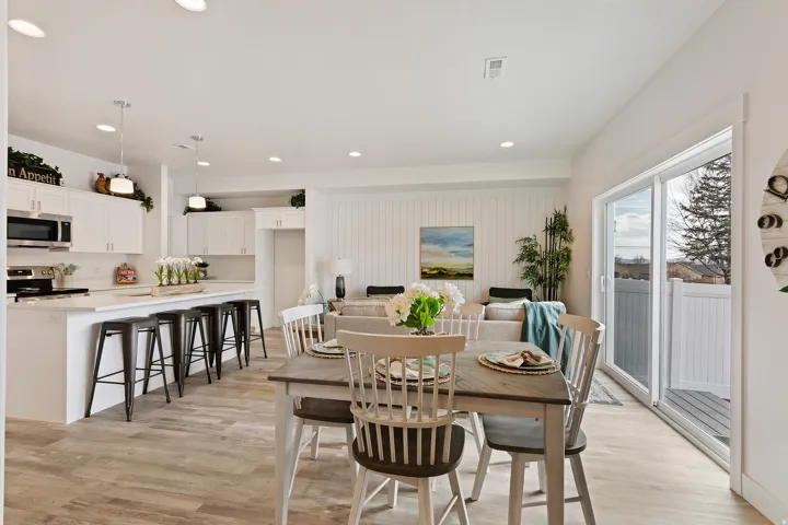 1696 W 2730 S #236, Syracuse, Utah 84075
