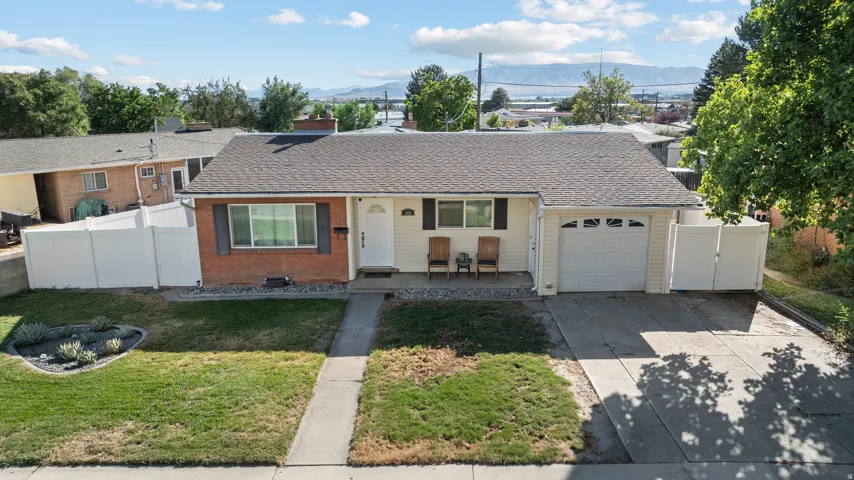 160 Maple Ln, Pleasant Grove, Utah 84062