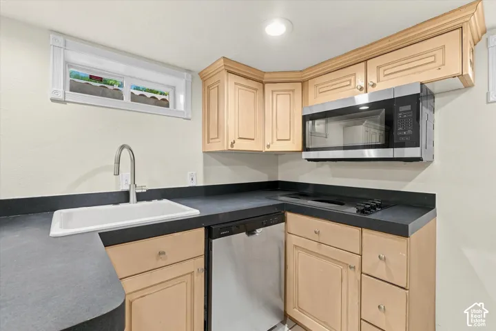 1411 E Woodland Ave, Salt Lake City, Utah 84106