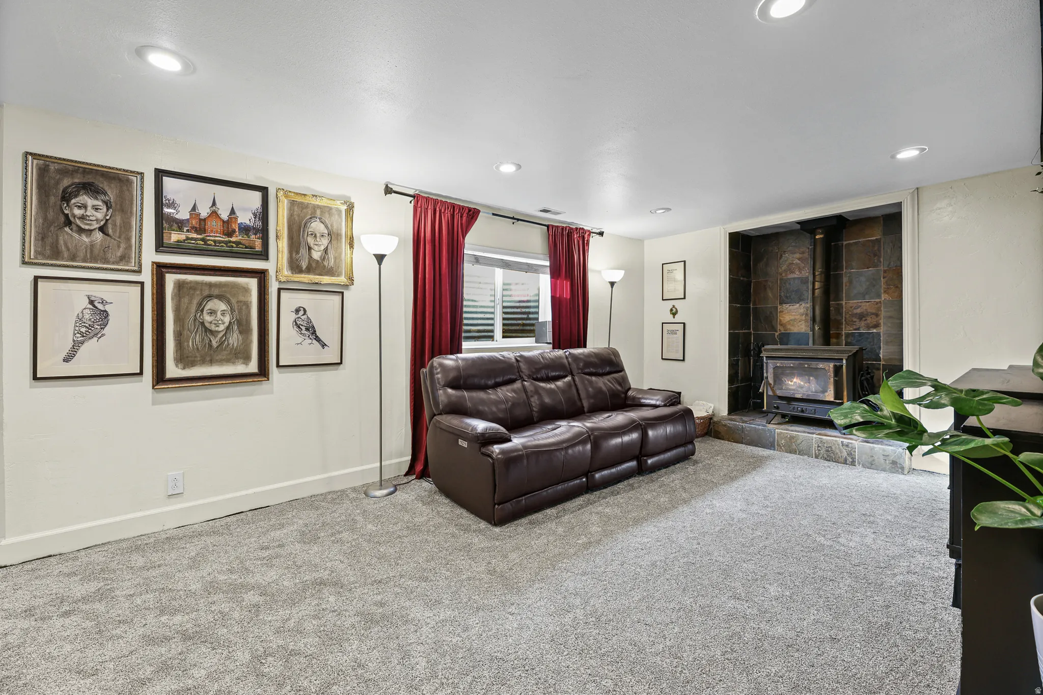 Living area featuring new carpet