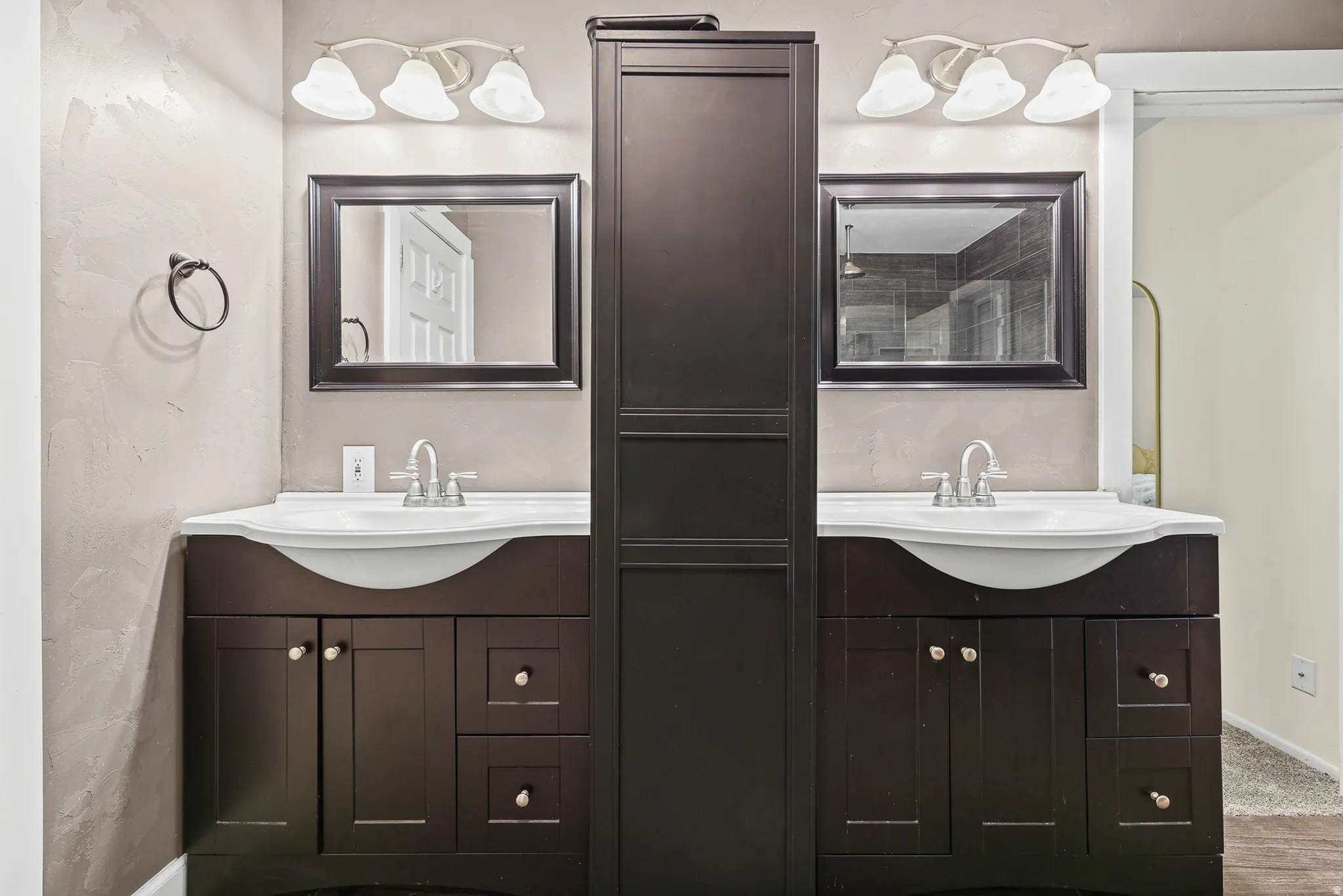 Bathroom - 2 vanity sinks