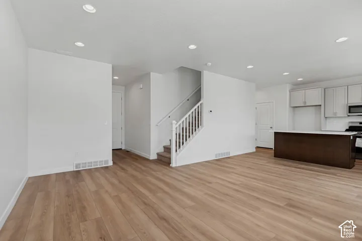 6739 S Quarter Creek Drive Dr #250, West Jordan, Utah 84081