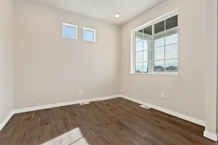 7102 N Cairns Way, Eagle Mountain, Utah 84005