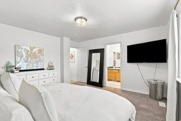 13562 S Rose Hill Dr, Riverton, Utah 84096