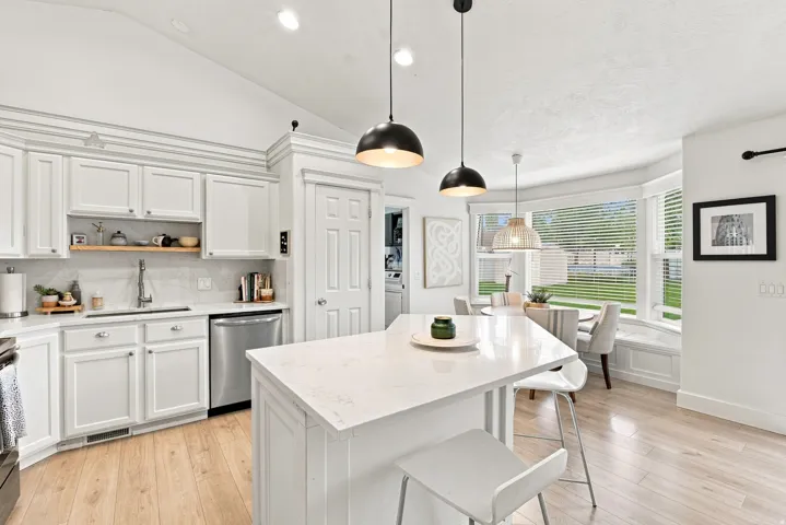 13562 S Rose Hill Dr, Riverton, Utah 84096