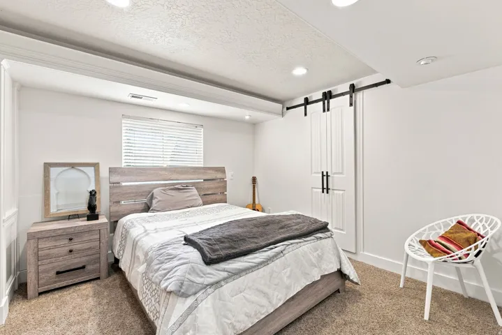13562 S Rose Hill Dr, Riverton, Utah 84096