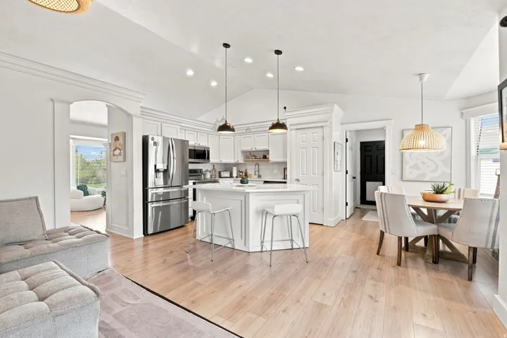 13562 S Rose Hill Dr, Riverton, Utah 84096