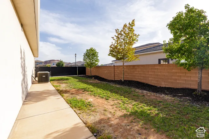 West Side Yard | RV Parking