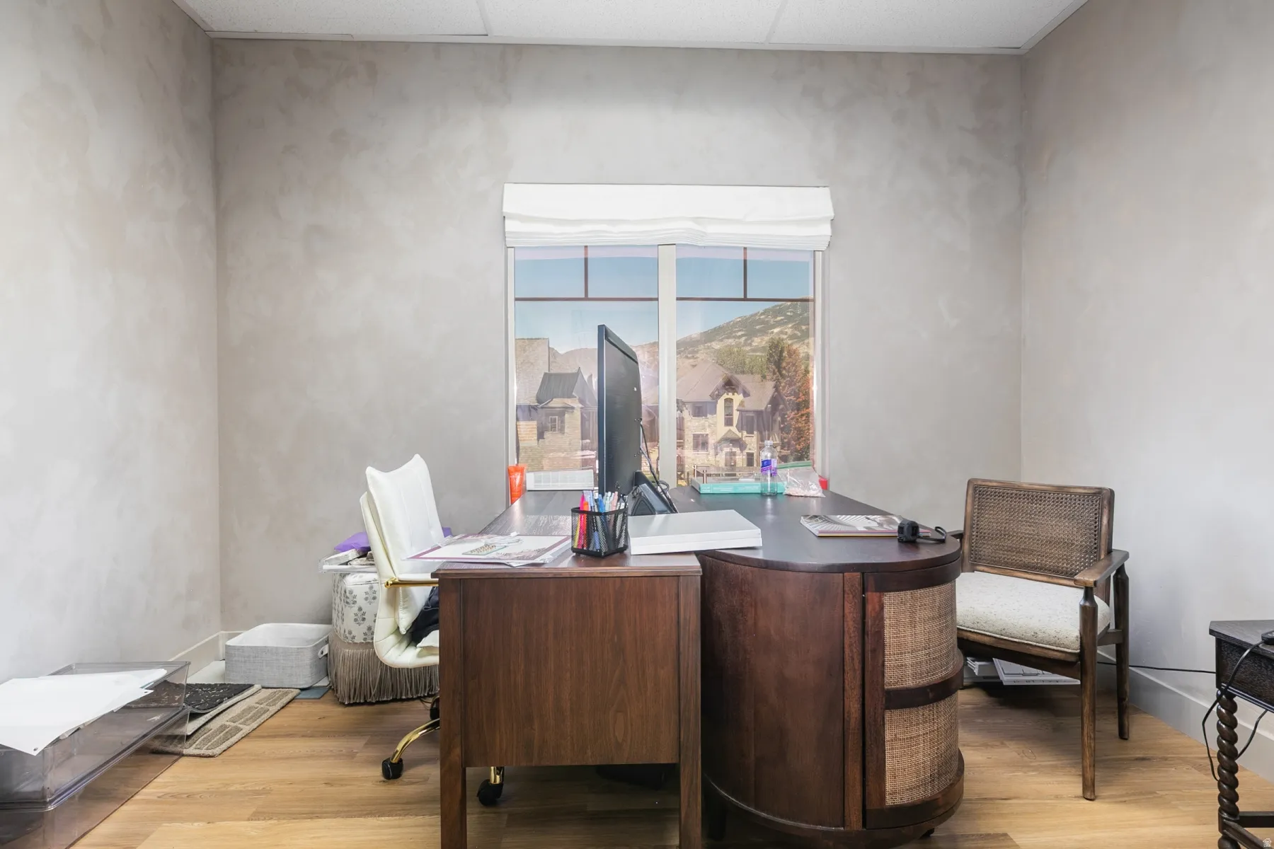 Wood-finish flooring with textured wall finish