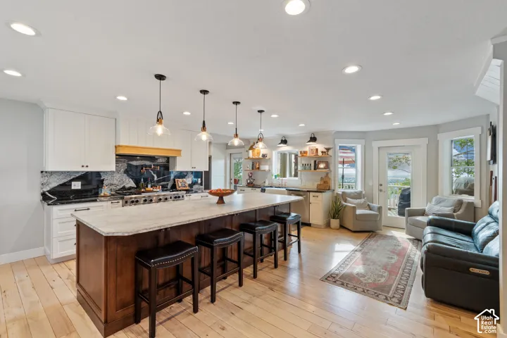 Gourmet kitchen- Open, bright and great space for entertaining