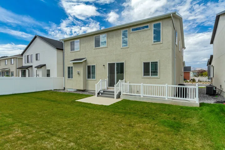 67 S Keaki Wood, Vineyard, Utah 84059