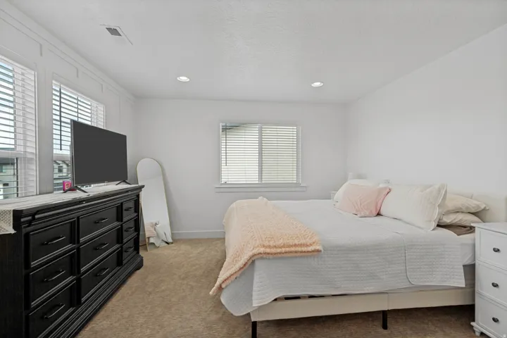 67 S Keaki Wood, Vineyard, Utah 84059