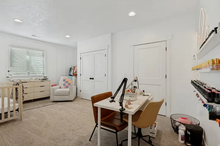 67 S Keaki Wood, Vineyard, Utah 84059