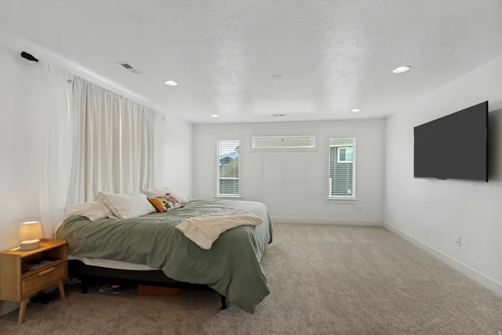 67 S Keaki Wood, Vineyard, Utah 84059