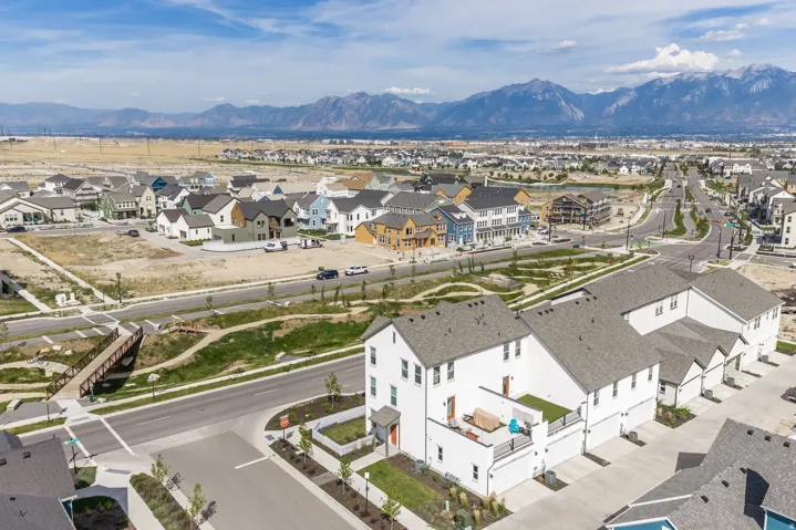 6773 W South Jordan Pkwy, South Jordan, Utah 84009