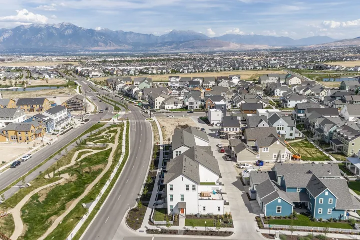 6773 W South Jordan Pkwy, South Jordan, Utah 84009