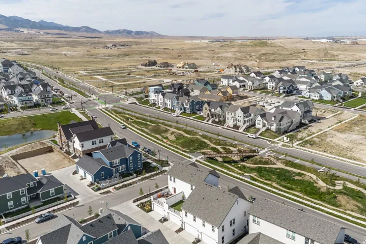 6773 W South Jordan Pkwy, South Jordan, Utah 84009