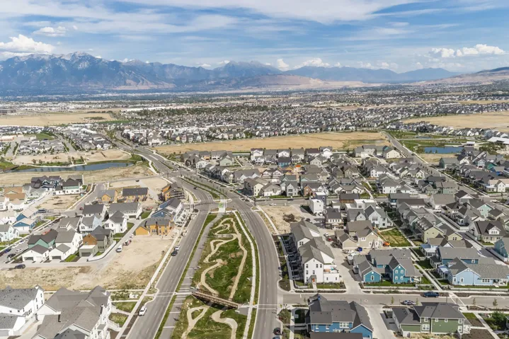 6773 W South Jordan Pkwy, South Jordan, Utah 84009