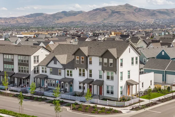 6773 W South Jordan Pkwy, South Jordan, Utah 84009