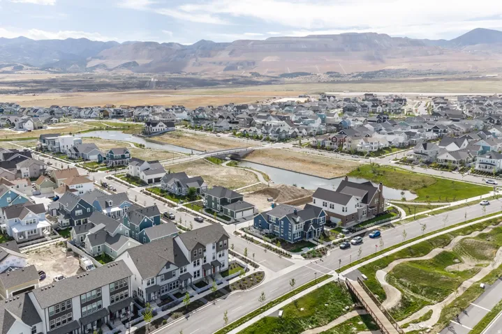 6773 W South Jordan Pkwy, South Jordan, Utah 84009