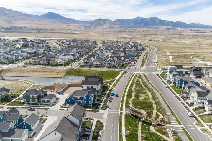6773 W South Jordan Pkwy, South Jordan, Utah 84009
