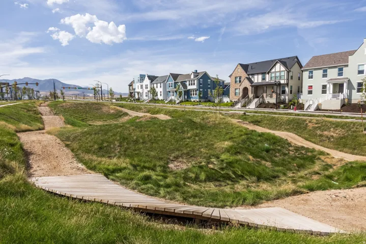 6773 W South Jordan Pkwy, South Jordan, Utah 84009