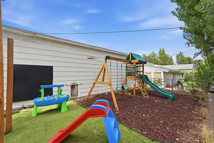 4370 S 175 E, Washington Terrace, Utah 84405