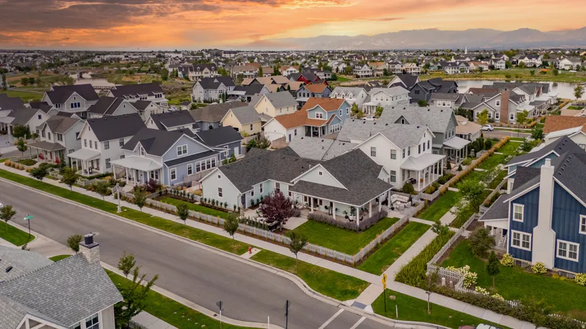 10917 S Paddle Board Way, South Jordan, Utah 84009