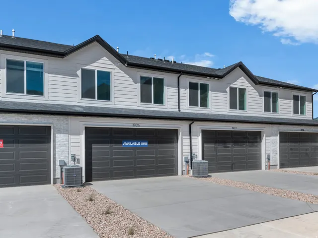 Please note: The actual home may differ in color, material, and/or options. Pictures are of a finished home of the same floor plan, and the available home may contain different options, upgrades, and exterior color and/or elevation style.