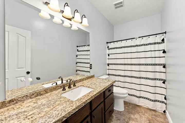 Main floor bathroom 2