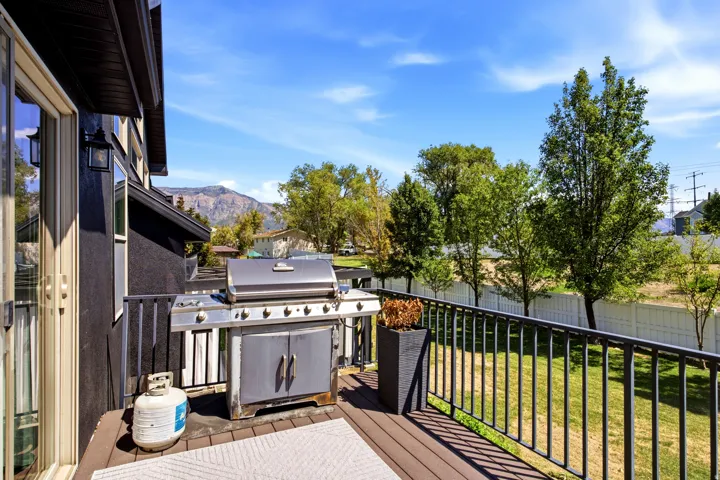 3016 N 3325 W, Plain City, Utah 84404