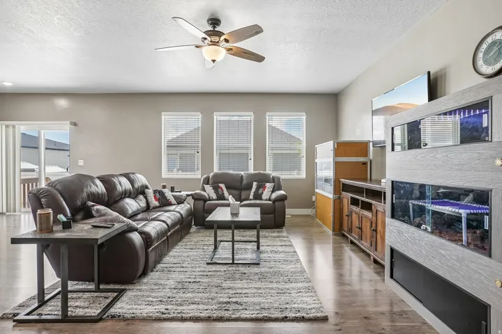4841 N Goosefoot Dr, Eagle Mountain, Utah 84005